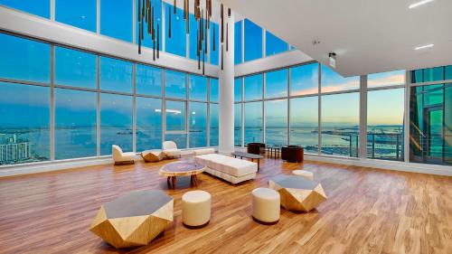Alamitos Beach Apartment | Aqua Marina Oceanfront Escape