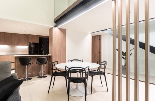 Penya-roja Apartment | Aqua Suites Ciudad de las Artes II. A/C + 6 Pax