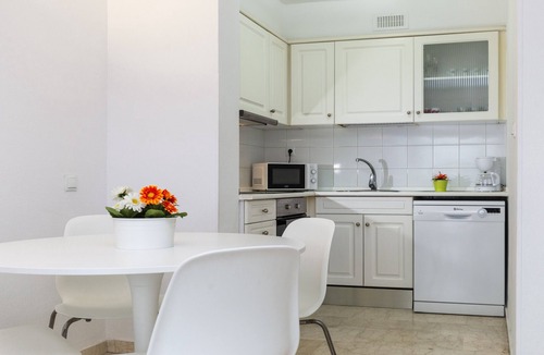 La Pineda Apartment | AQUAMARINA C HomeStay by Turismar