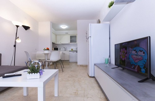 La Pineda Apartment | AQUAMARINA C HomeStay by Turismar
