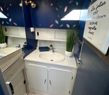 Valence Boat Rental | Aquareve-location