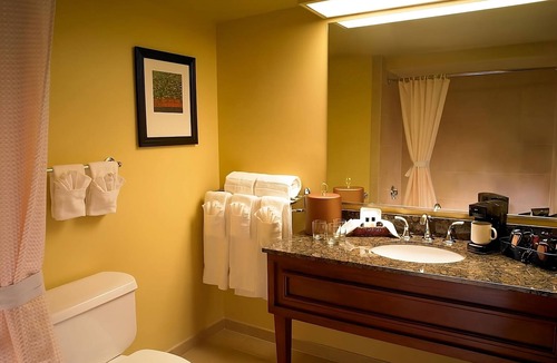Laughlin Hotel | Aquarius Casino Resort Laughlin | Panorama 2 Queens | 2 units | Pool