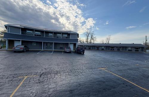 Balderson Hotel | Aquarius Motel