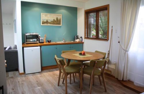 Plimmerton Bed & Breakfast | Aquavilla Studio