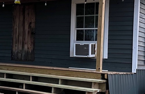 Whitney Cabin | Aquila getaway cabin