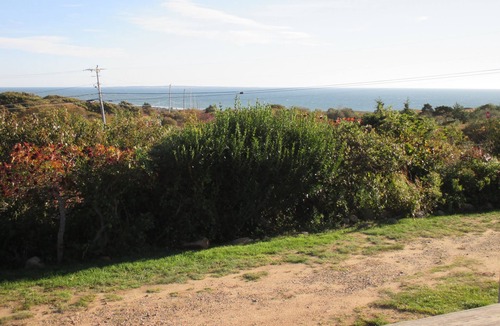 Aquinnah Condo | Aquinnah condo at cliffs, walk to beach!