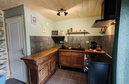 Laniscat House | ar Prad Kirvi