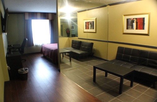 Norcross Hotel | Araamda Inn Norcross