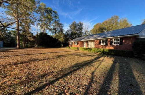 Arabi House | Arabi Cozy and Quiet Getaway