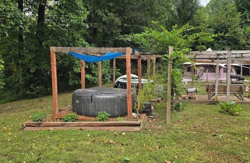 Austral RV Rental | Arabian Nights yurt