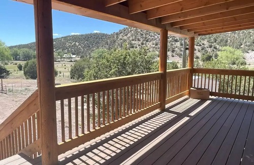 Aragon House | Aragon Hunting Lodge