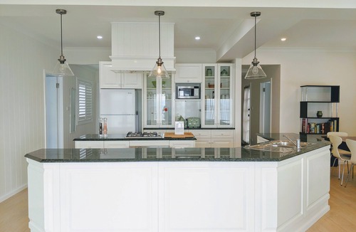 Batehaven Hotel | Araluen Motor Lodge