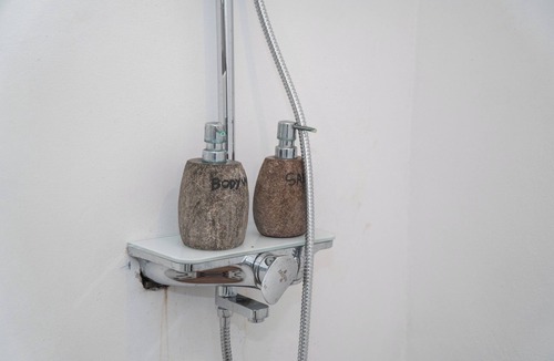 Kecamatan Pringgasela Bed & Breakfast | Aranka Tempasan