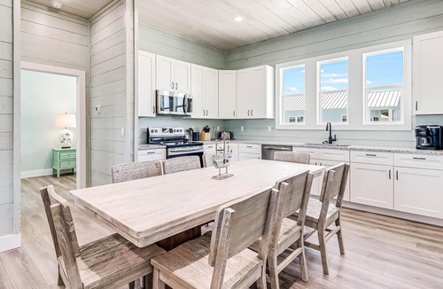 Fulton House | Aransas Bay Waterfront! Hot Tub, Arcade, Pool, Walk to Everything in Fulton