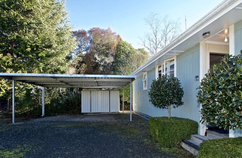 Owhango Cottage | Arapito - Owhango Holiday Home