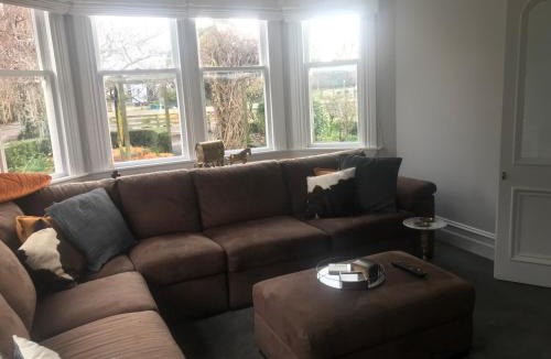 Carterton Villa | Aratahi Cottages - West Wing