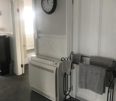 Carterton Villa | Aratahi Cottages - West Wing