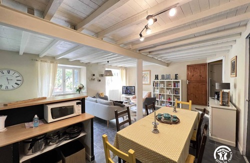 Fontiers-Cabardes House | Araucaria Gardens