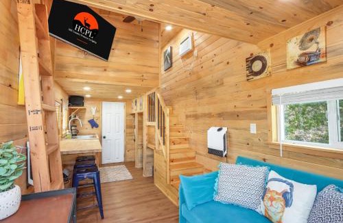 Dripping Springs House | Arbor House of Dripping Springs - Harmony Hollow