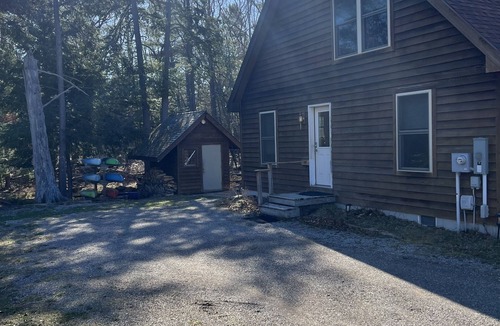 Glen Arbor House | Arbor Pines Oak - walk to downtown Glen Arbor