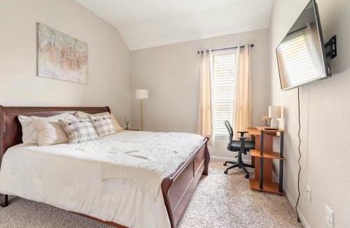 Hockley Apartment | Arbor Suite 2BR Guest Suite in Cypress Near Outlet Mall