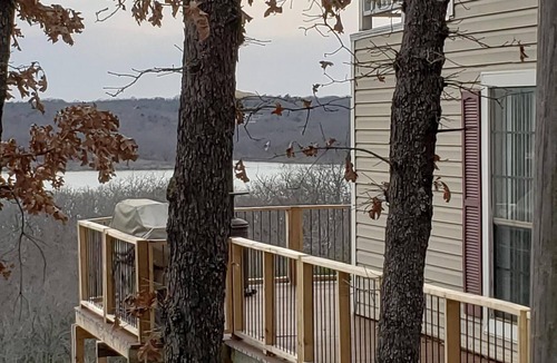 Sulphur House | Arbuckle Lake House. Sleep 7+. Great deck for outdoor enjoyment.