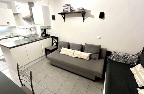 Arc-2000 Apartment | Arc 2000 Modern Studio Apartment Sleep 4