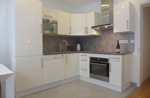 Ternes Apartment | Arc de Triomphe next door - Bright apt w/elevator - Sleeps 4 - PONC-V-A-P