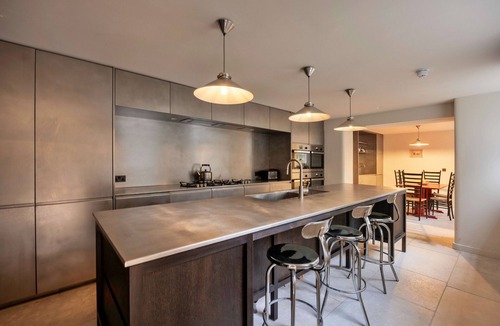 Macclesfield Ski Chalet | ARC Peaks