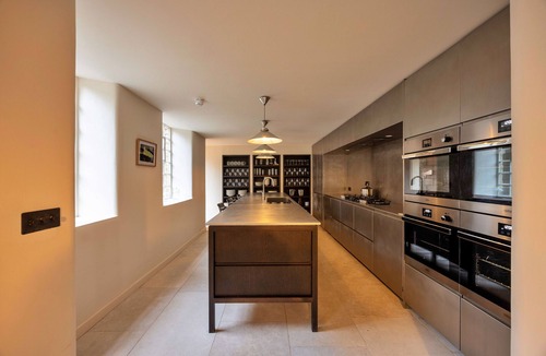 Macclesfield Ski Chalet | ARC Peaks