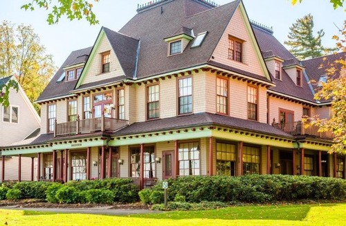 Chautauqua Apartment | Arcade 15 condo