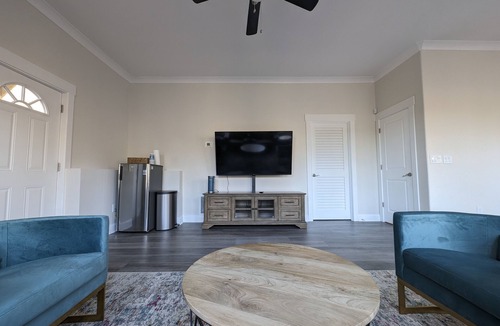 East Cobb House | Arcade Foosball Poker Firepit Deck Grill @ Battery