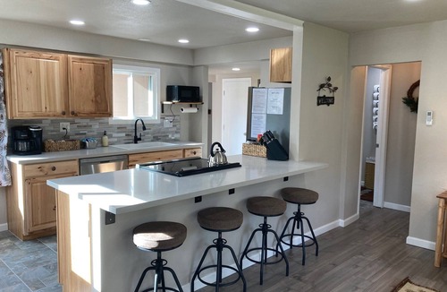 Three Rivers Cottage | Arcade Games/Shared Pool/Walk to Town/Large Deck with Mountain Views