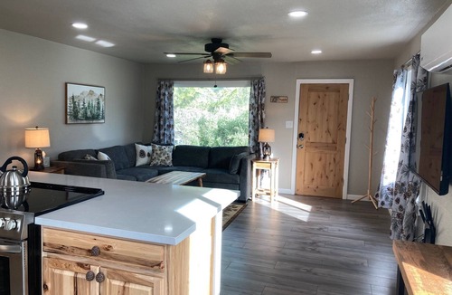 Three Rivers Cottage | Arcade Games/Shared Pool/Walk to Town/Large Deck with Mountain Views