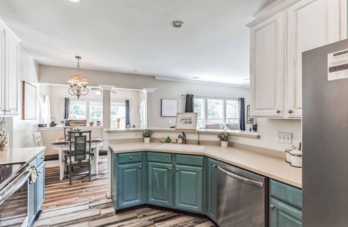 Winston - Salem House | Arcade Kid Friendly Firepit Grill HotTub