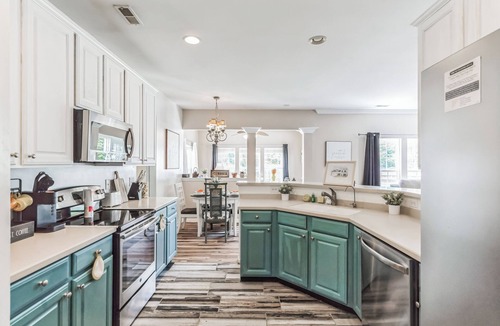Winston - Salem House | Arcade Kid Friendly Firepit Grill HotTub