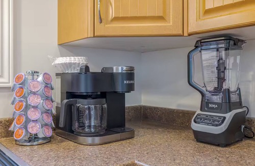 Ellsworth House | Arcade, Theatre, Loft Bar, Deck, Sleeps 20+