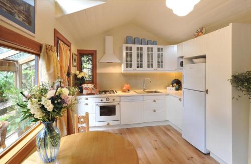 Olinda Bed & Breakfast | Arcadia Cottages