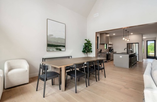 New Plymouth Cabin | Arcadia Hills - Alpine Ridge