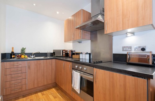 Theatreland Birmingham Apartment | Arcadian Apartment - Secure Parking - Balcony