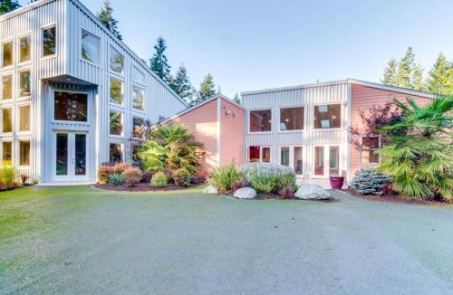 Sequim House | Arcadian Gardens