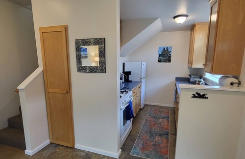 Arcata House | Arcata Sunset Townhouse