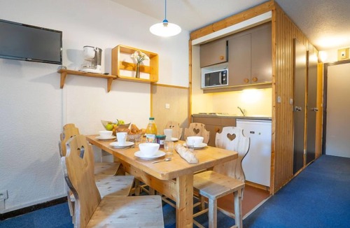 Val-Thorens Apartment | Arcelle 111 by Interhome
