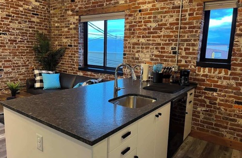 Redmond Apartment | Arch Building Lofts - Unit 6