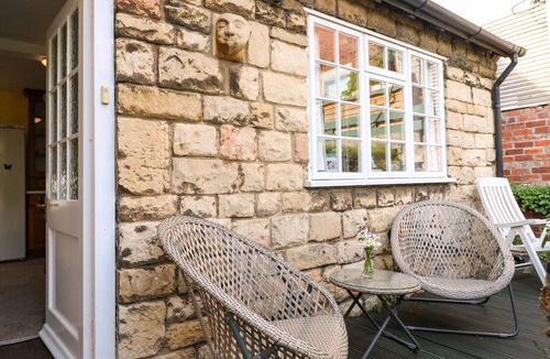 Lincoln Cottage | Arch Cottage