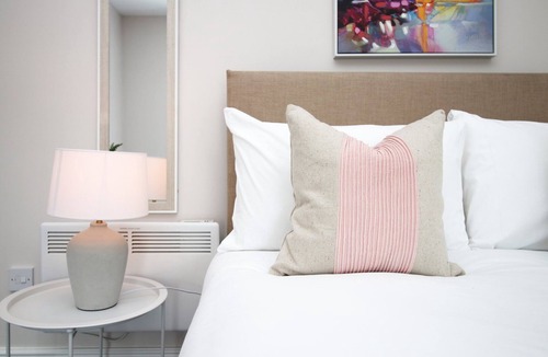 Penarth Apartment | Archer Road, Penarth Free parking