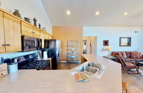 Moab South Valley Condo | Arches Abode #A3 | 3 Bed, 2 Bath