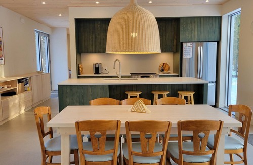 Saint-Edmond-de-Grantham Ski Chalet | Architectural forest cottage 75 minutes from Montreal.