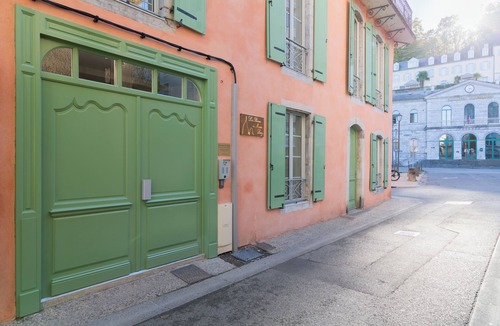 Bagneres-de-Bigorre Apartment | Architect-designed 2-bedroom duplex Terrace Fireplace