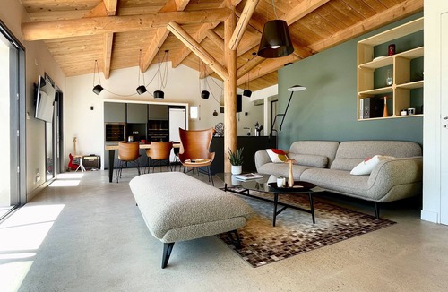 Sainte-Marie-de-Re Villa | Architect-designed villa with heated pool